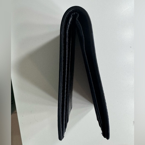 GUCCI OFF THE GRID BI-FOLD WALLET - Picture 4 of 5